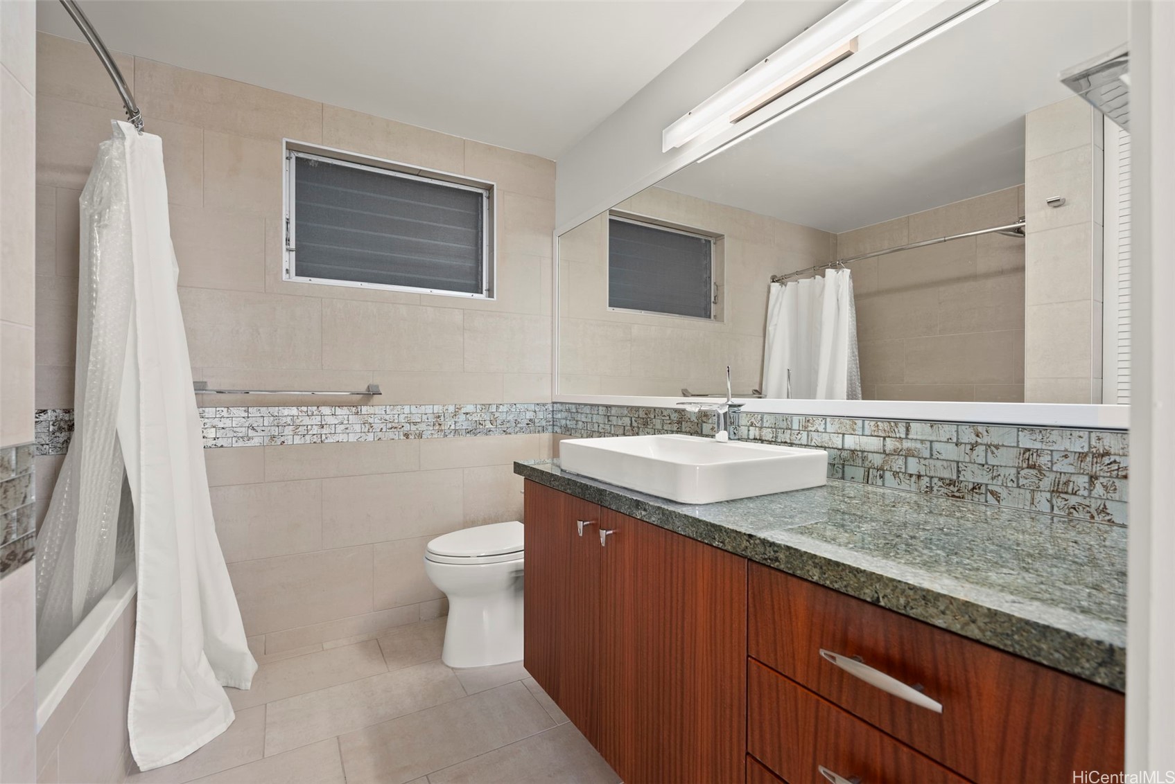 999 Wilder Avenue 702 Property Photo 16