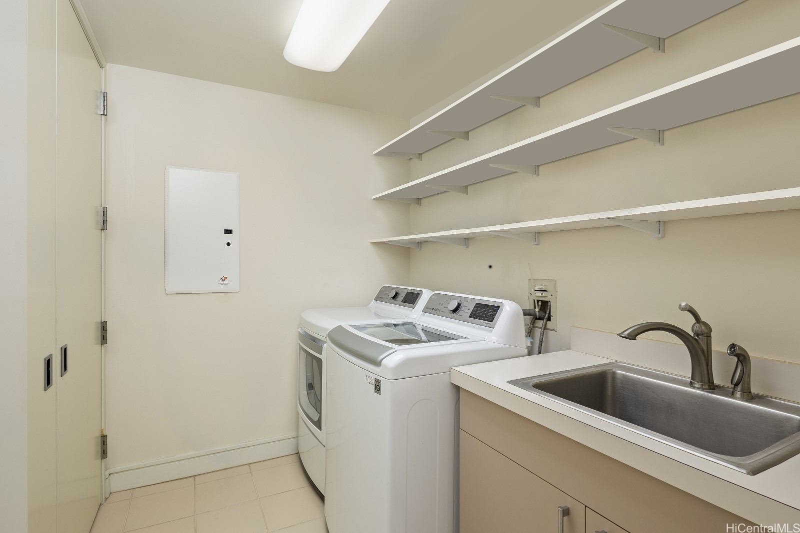 1288 Ala Moana Boulevard 8b Property Photo 16
