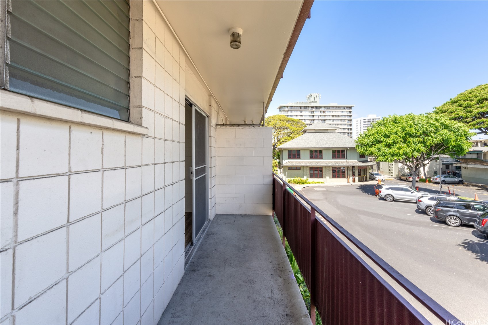 2717 S King Street Property Photo 10