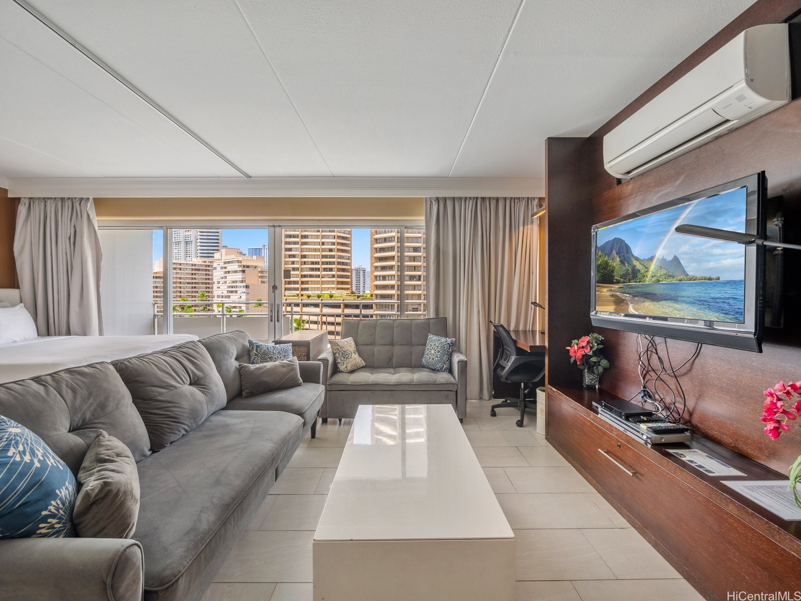 1777 Ala Moana Boulevard 817 Property Photo 3