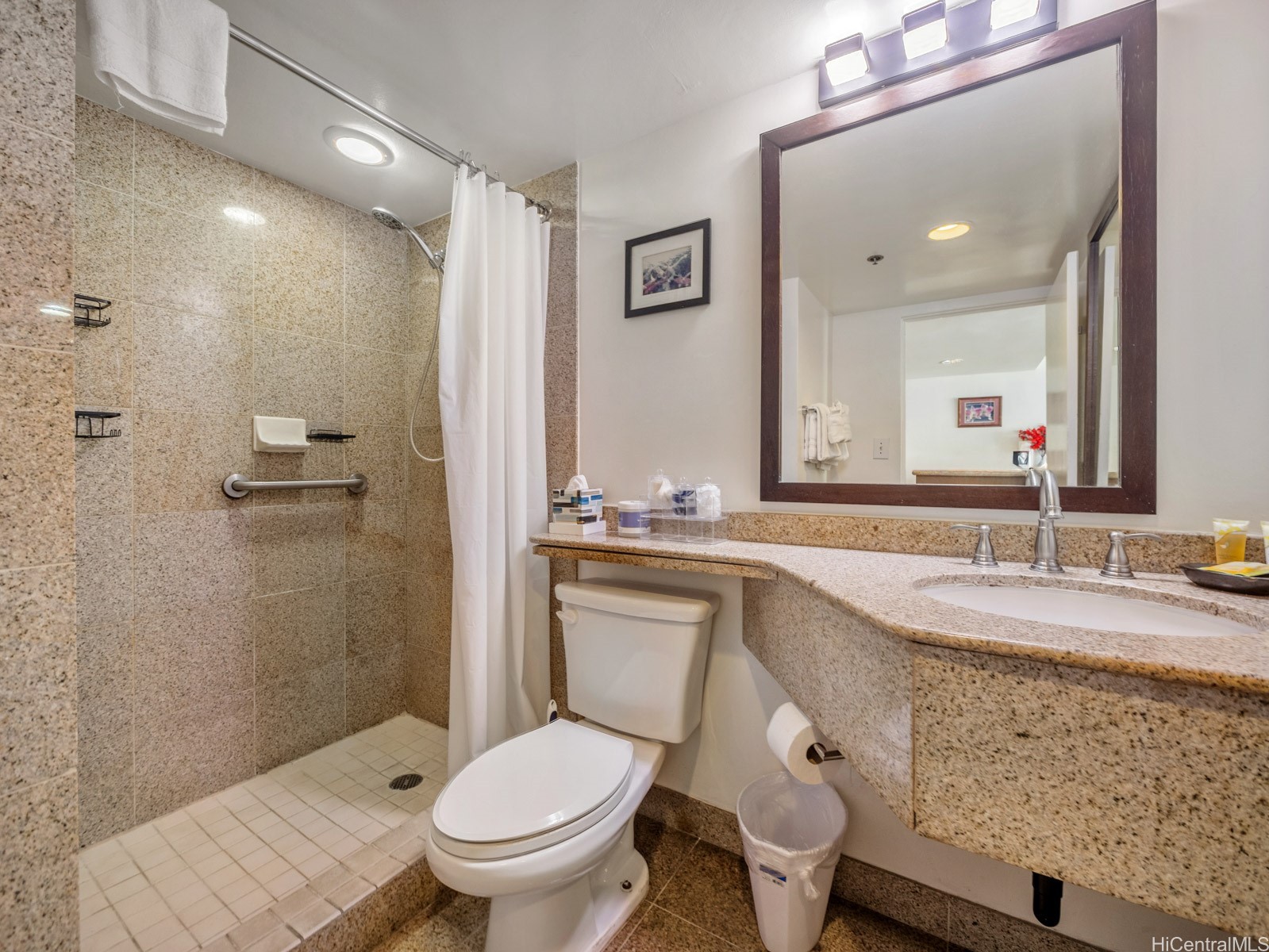 1777 Ala Moana Boulevard 817 Property Photo 8