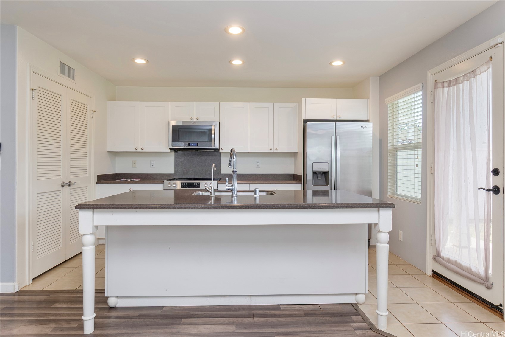91-1290 Kaileolea Drive Property Photo 4
