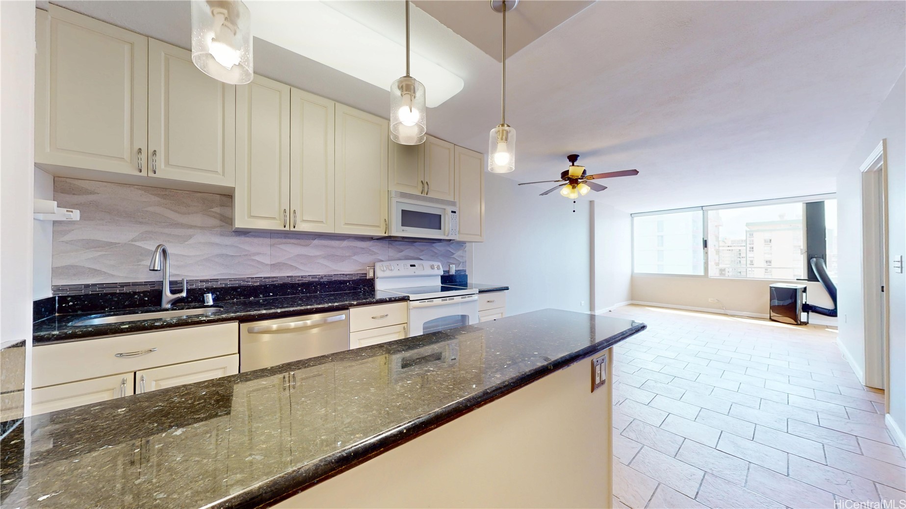 435 Seaside Avenue 1205 Property Photo 6