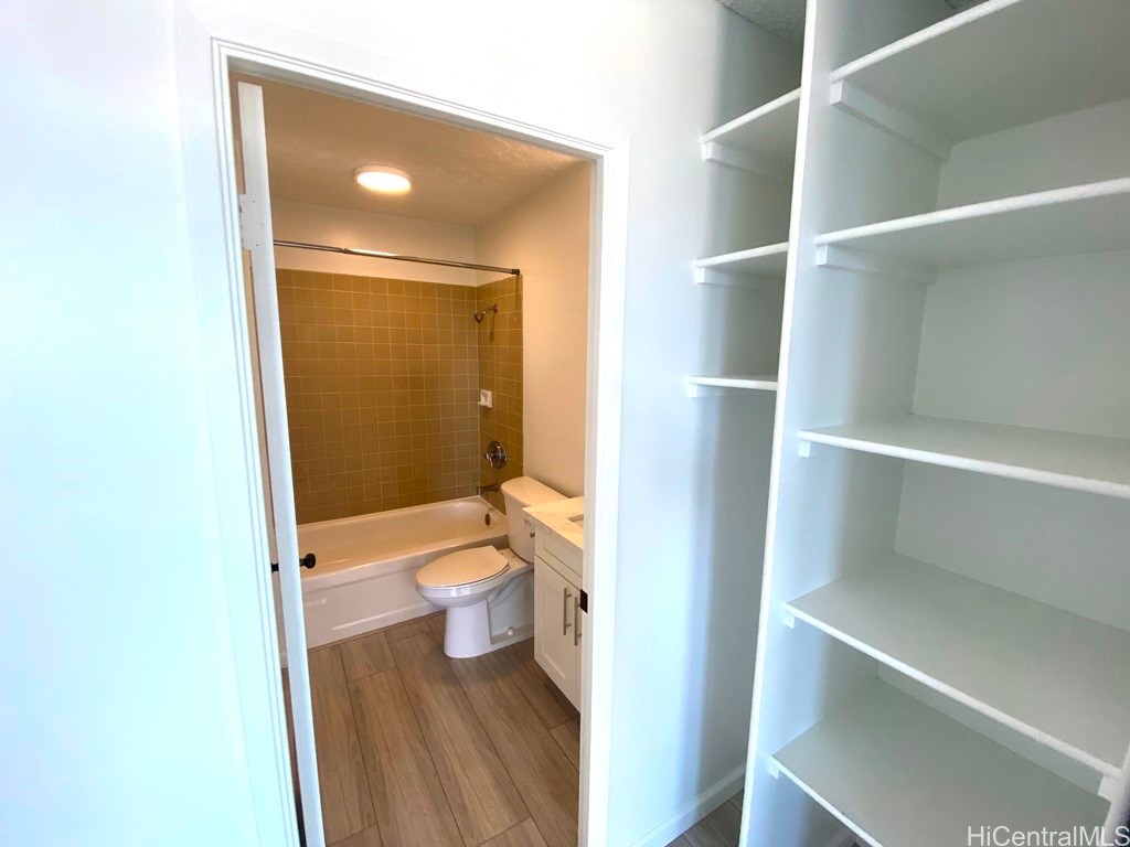 775 Kinalau Place 703 Property Photo 11
