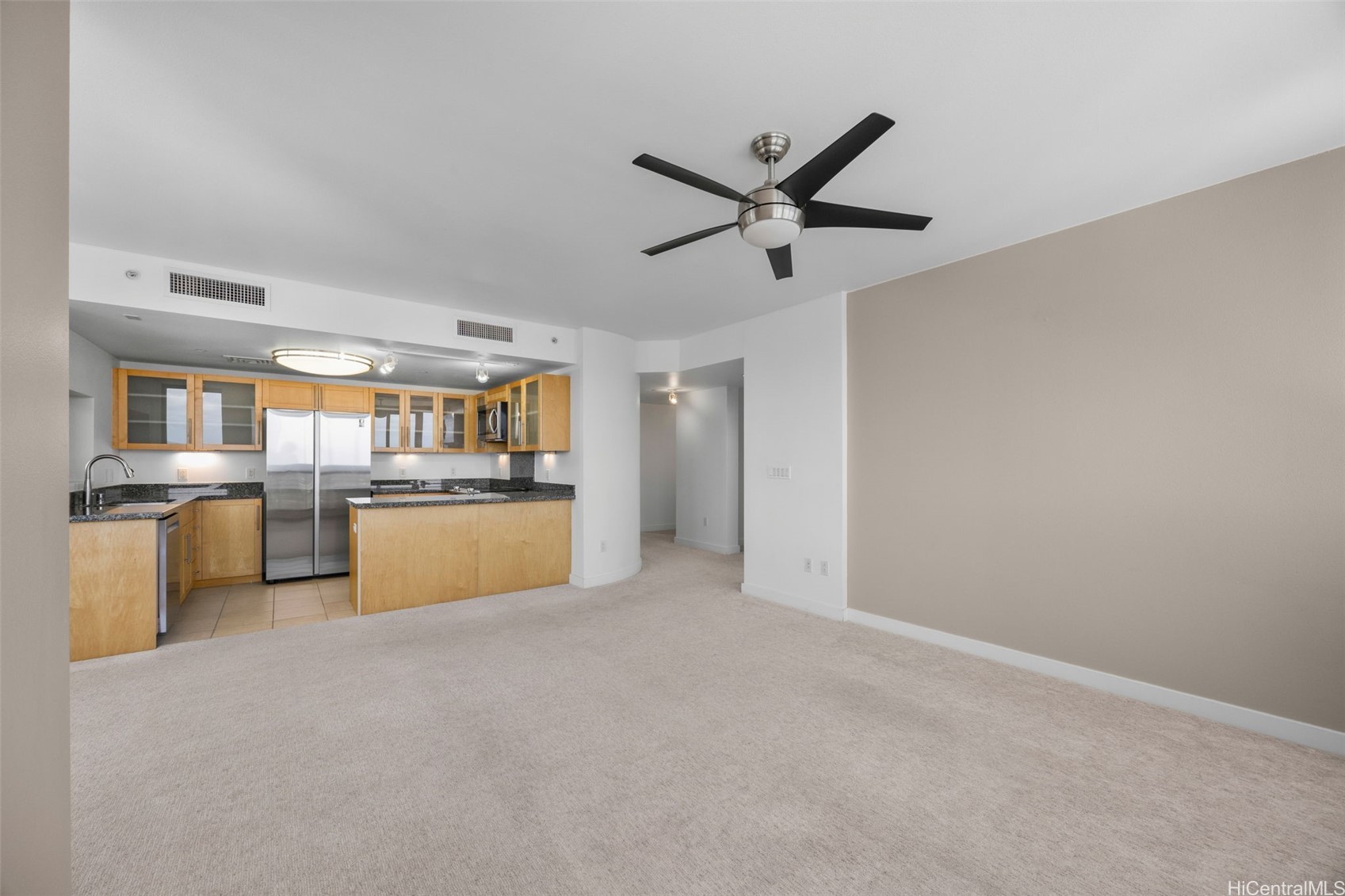 600 Queen Street 2201 Property Photo 8