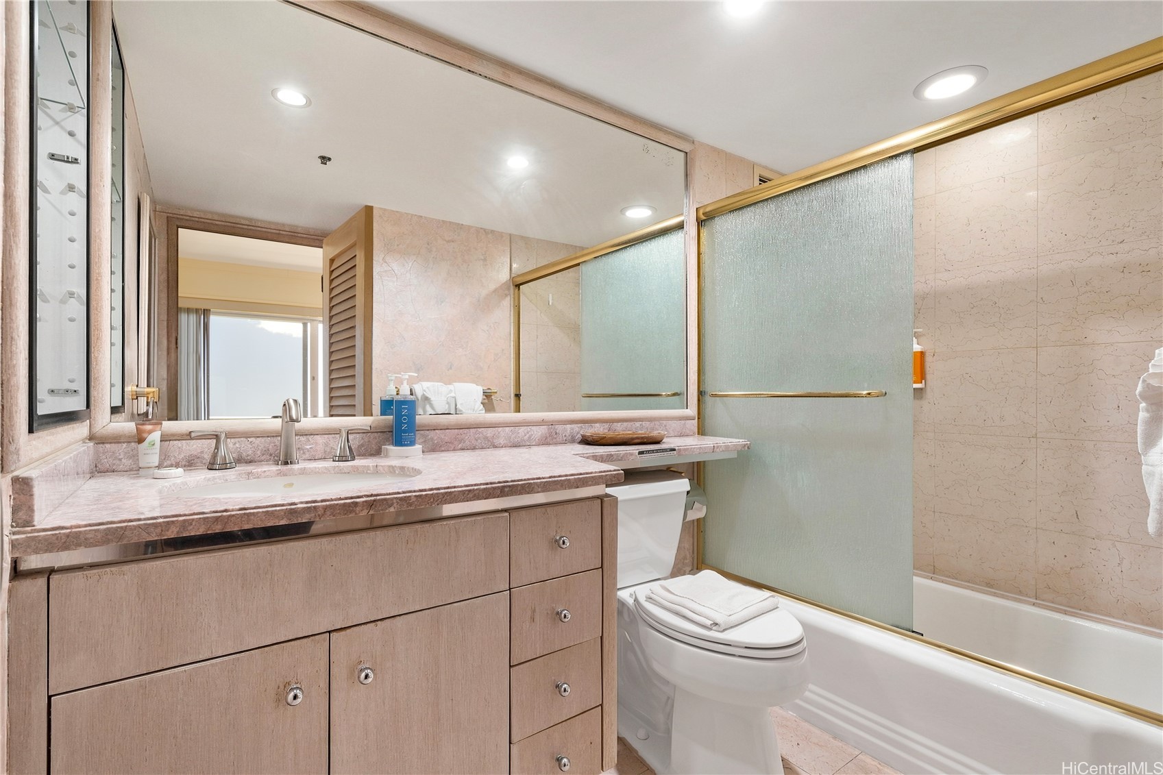 1777 Ala Moana Boulevard 1243 Property Photo 19