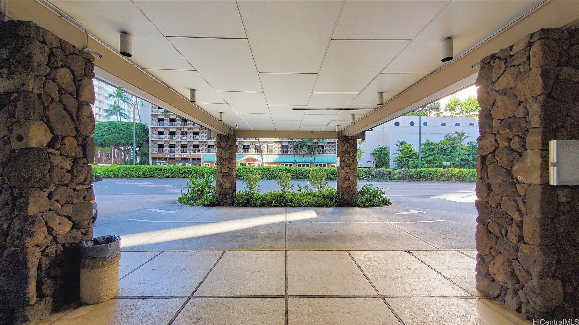 1720 Ala Moana Boulevard 407a Property Photo 14