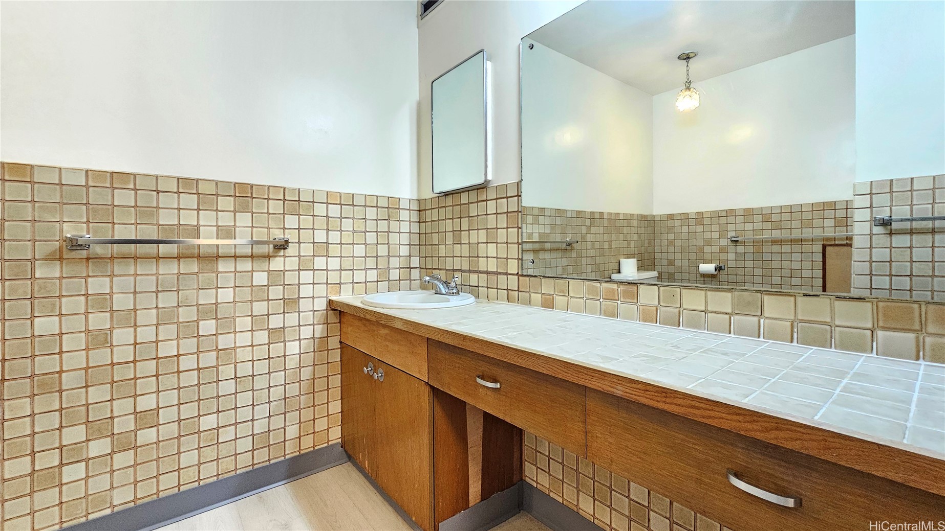 1720 Ala Moana Boulevard 407a Property Photo 17
