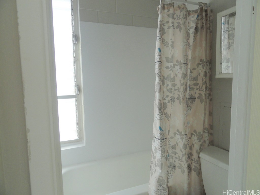 2509 Ala Wai Boulevard 405 Property Photo 5