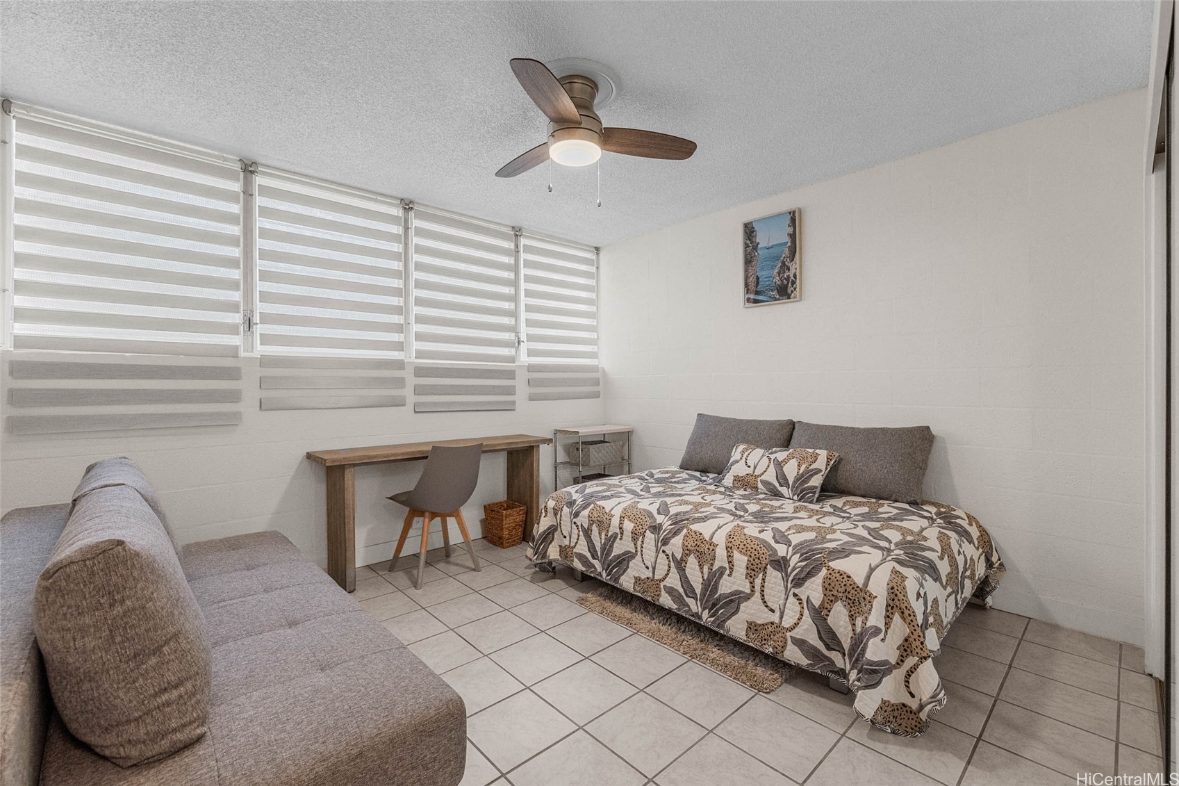 1863 Kaioo Drive 302 Property Photo 5