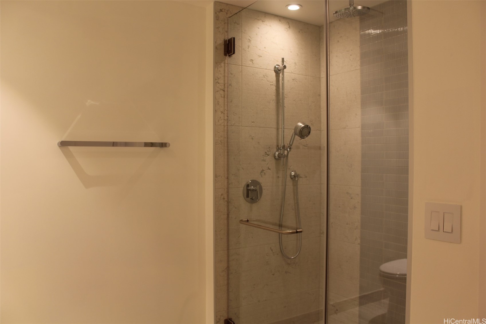 1100 Ala Moana Boulevard 1407 Property Photo 7