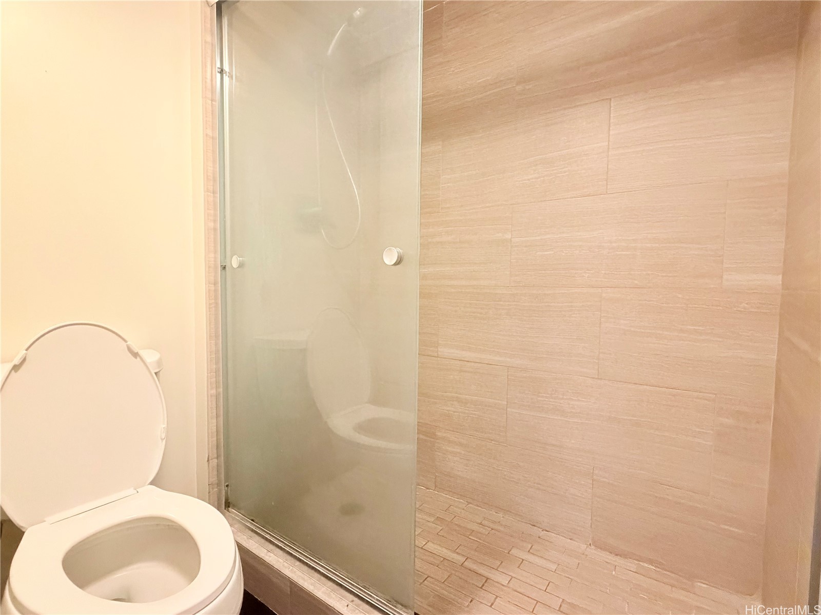 400 Hobron Lane 3311 Property Photo 15