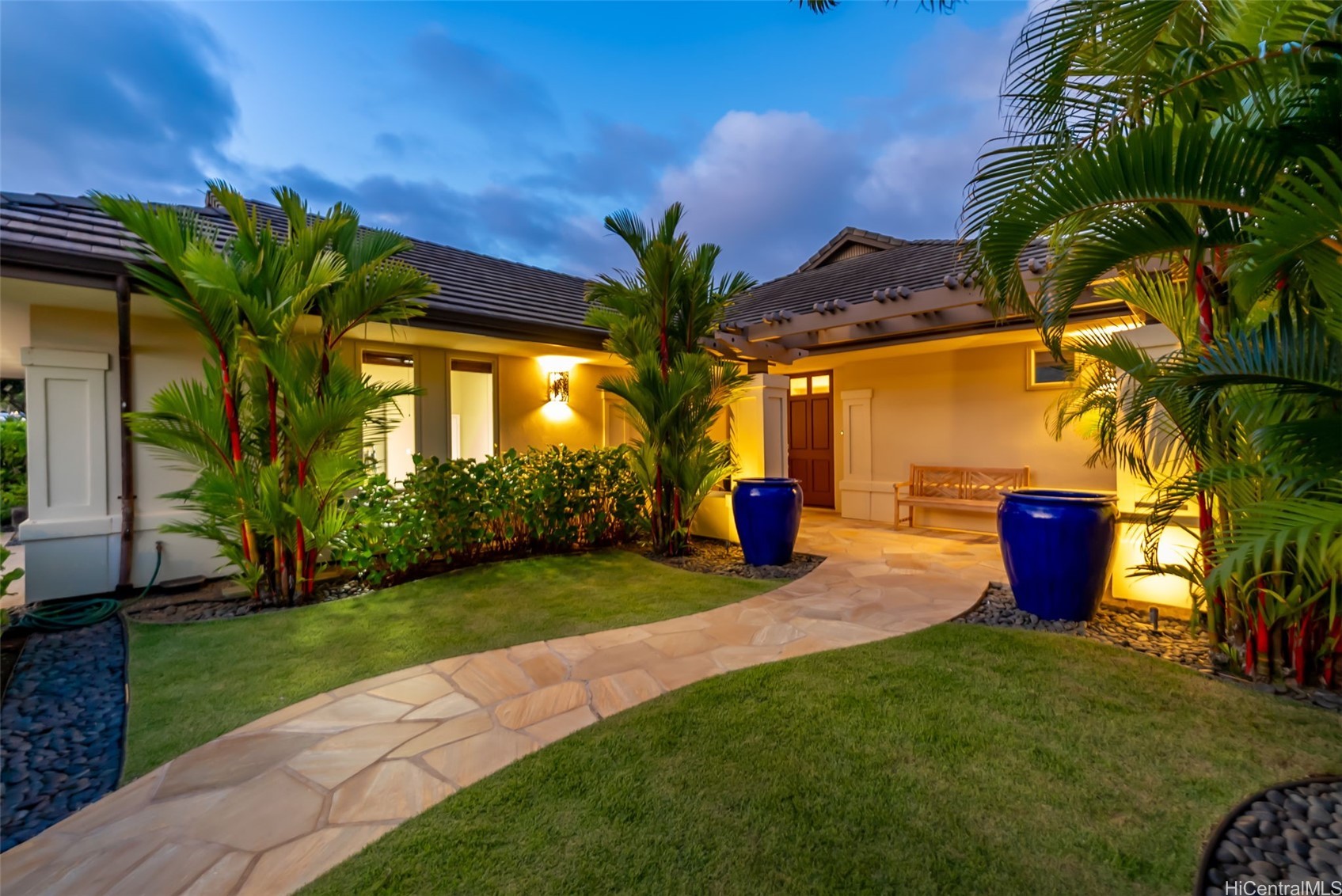 1015 Koko Kai Place Property Photo 1