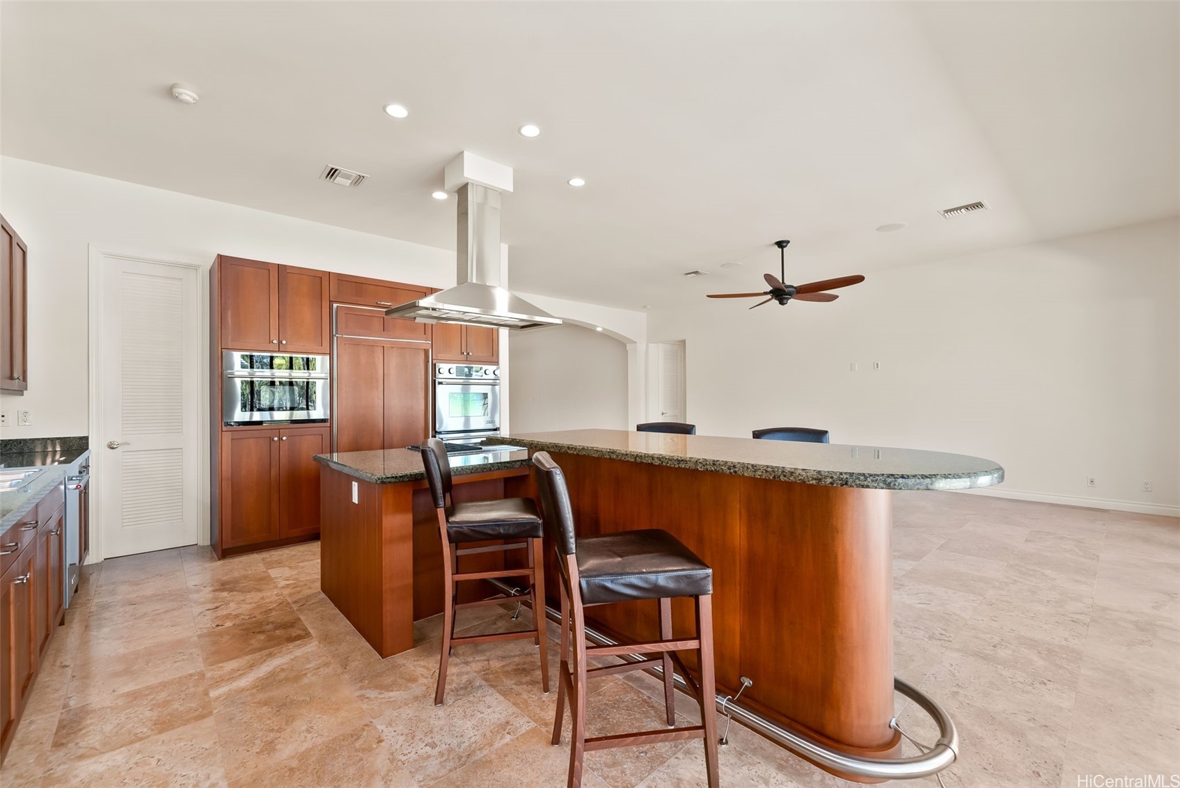 1015 Koko Kai Place Property Photo 8