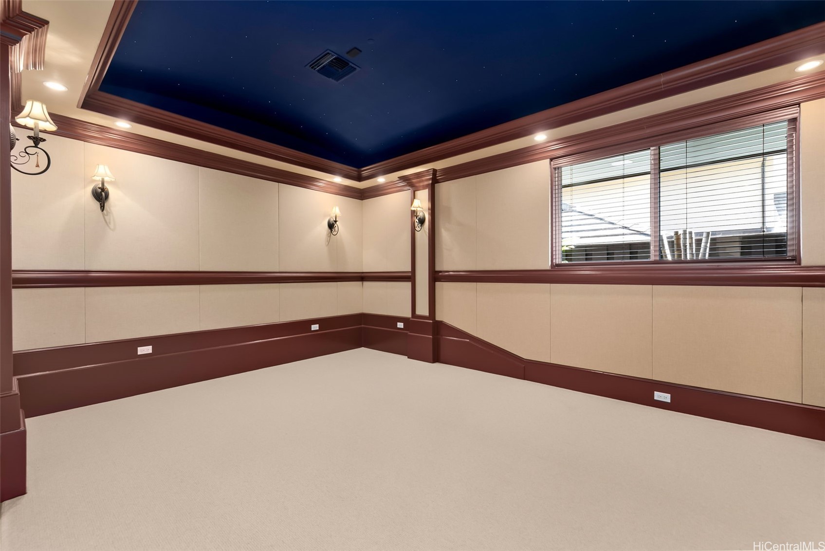1015 Koko Kai Place Property Photo 20