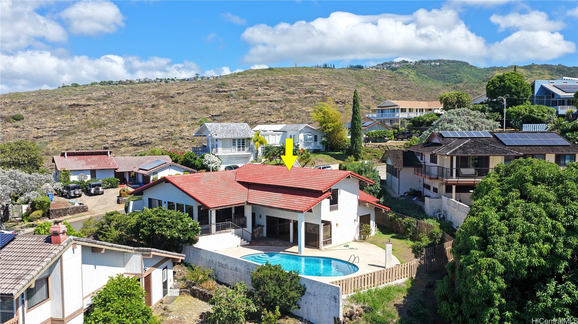 1621 Kuhilani Street Property Photo 2