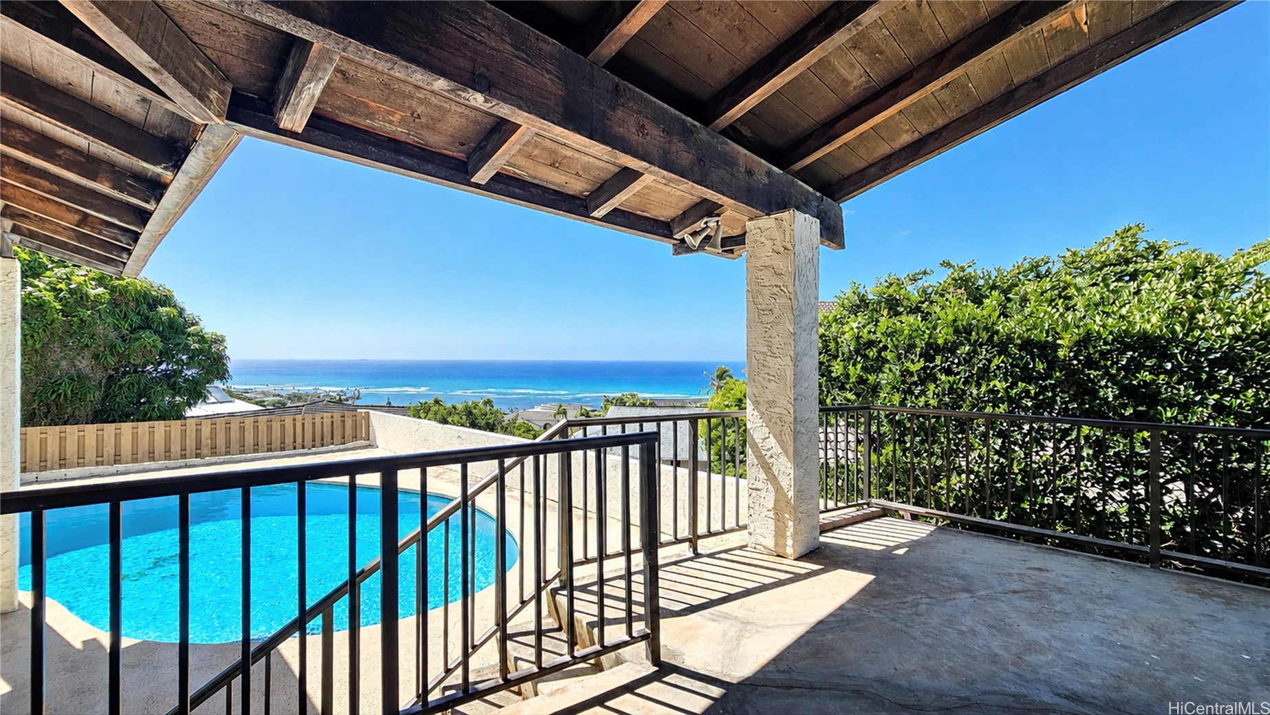 1621 Kuhilani Street Property Photo 9