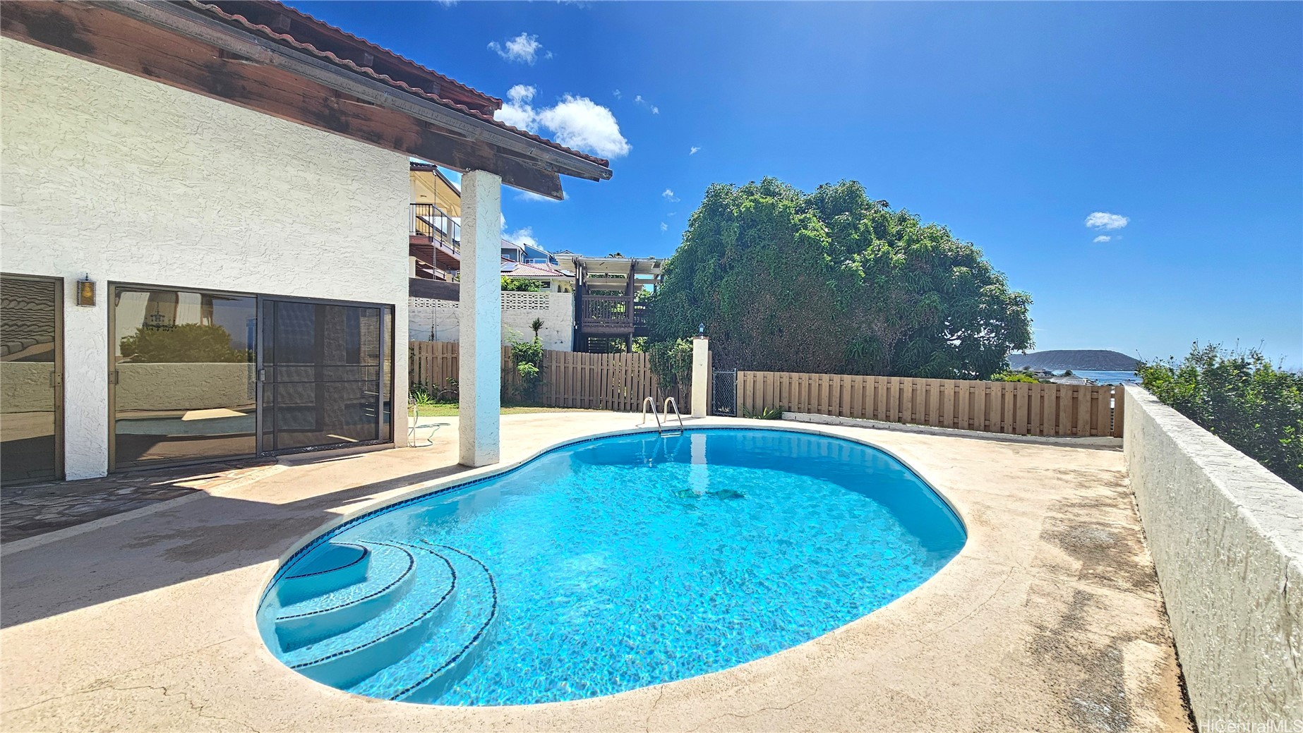 1621 Kuhilani Street Property Photo 24