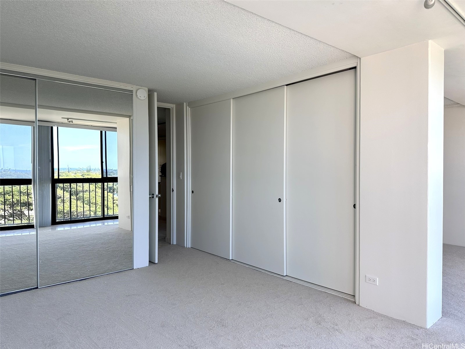 4300 Waialae Avenue A604 Property Photo 7
