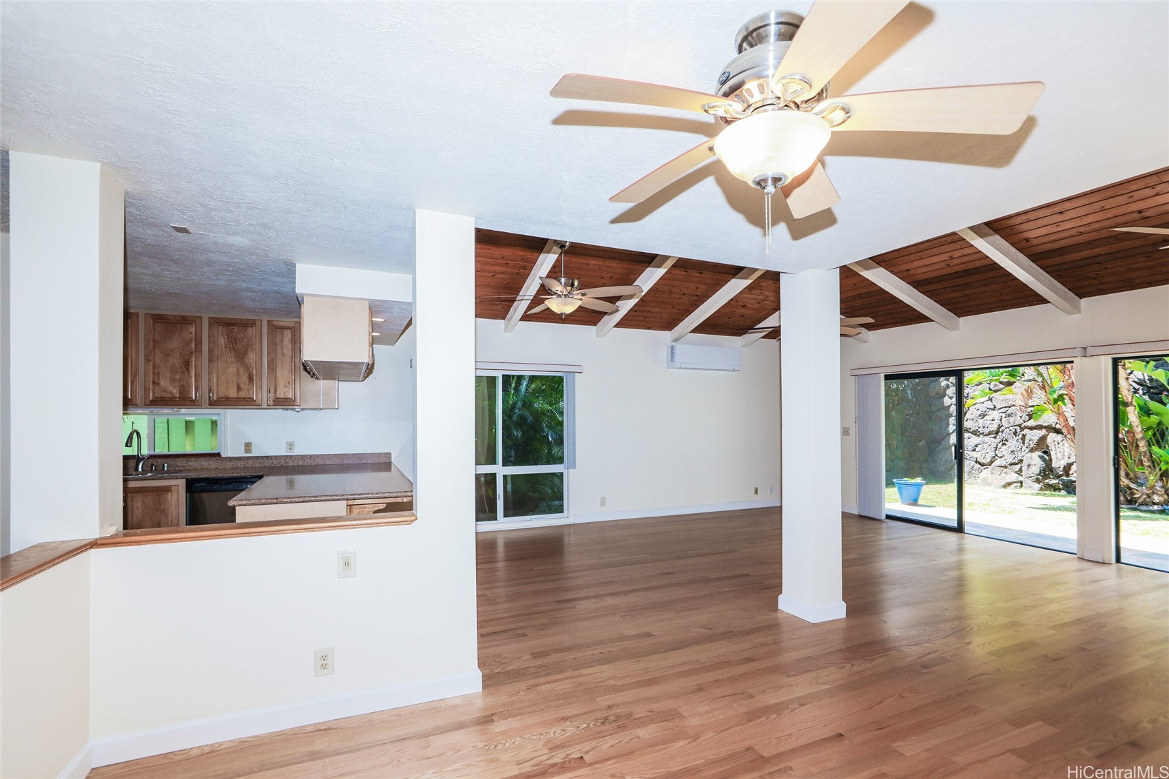 1485 Kiukee Place Property Photo 4