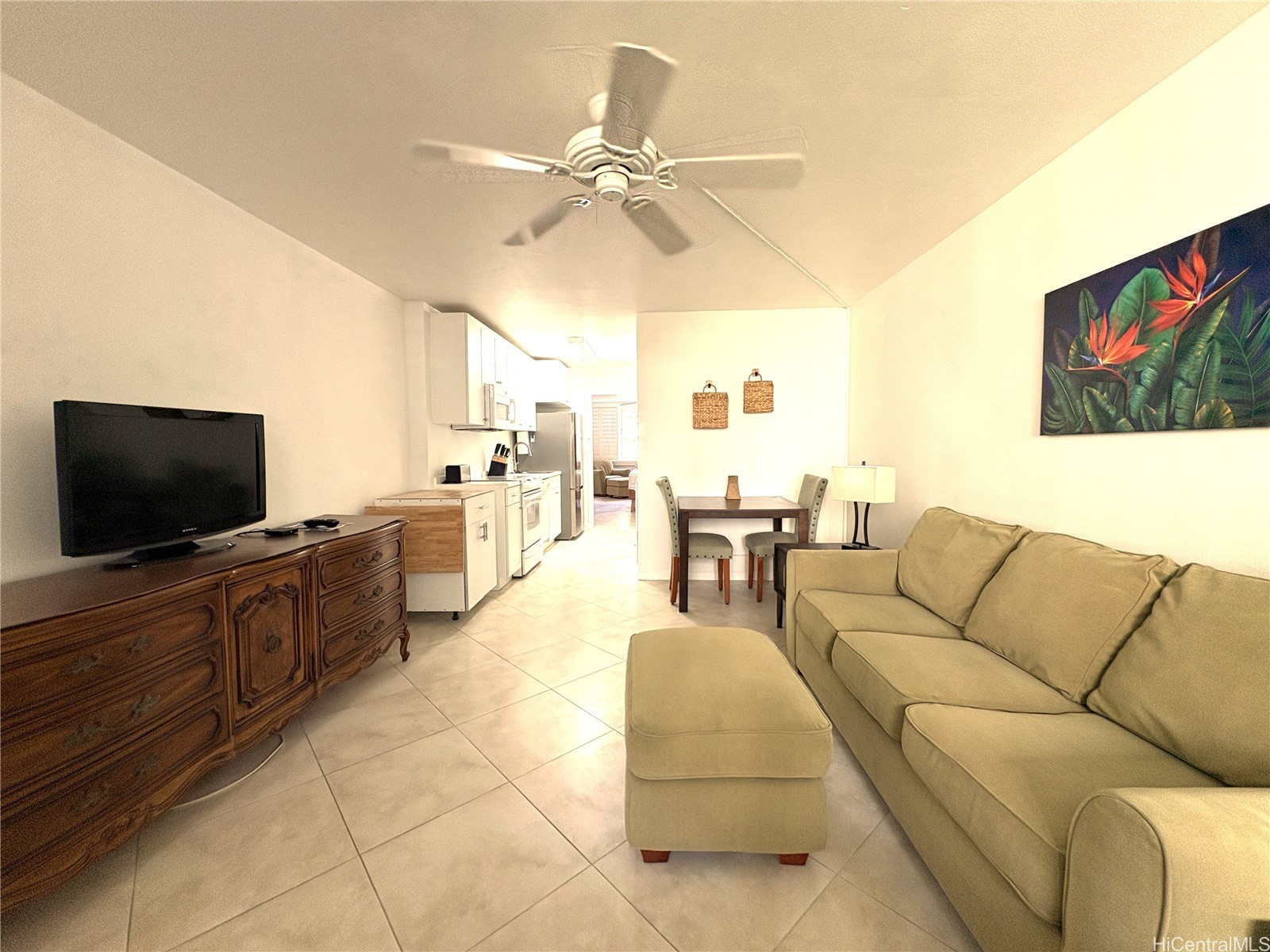 425 Ena Road 604a Property Photo 4