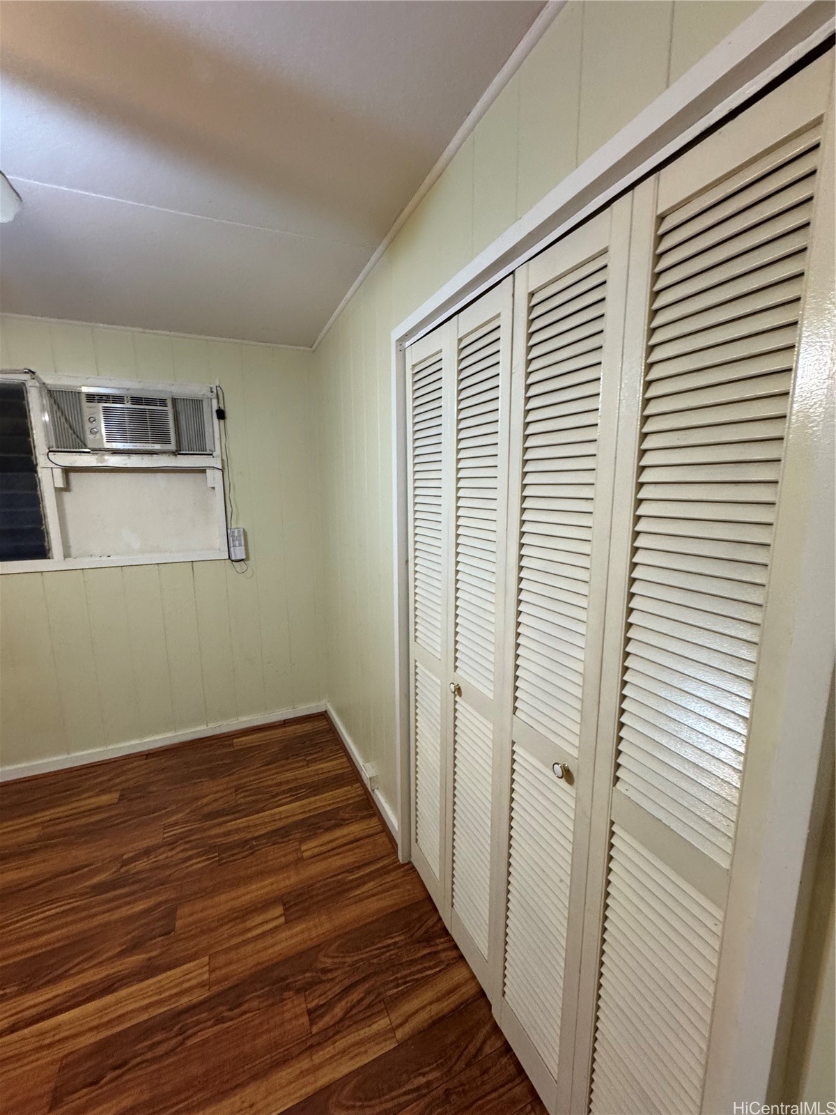 2129 Gertz Lane Property Photo 9