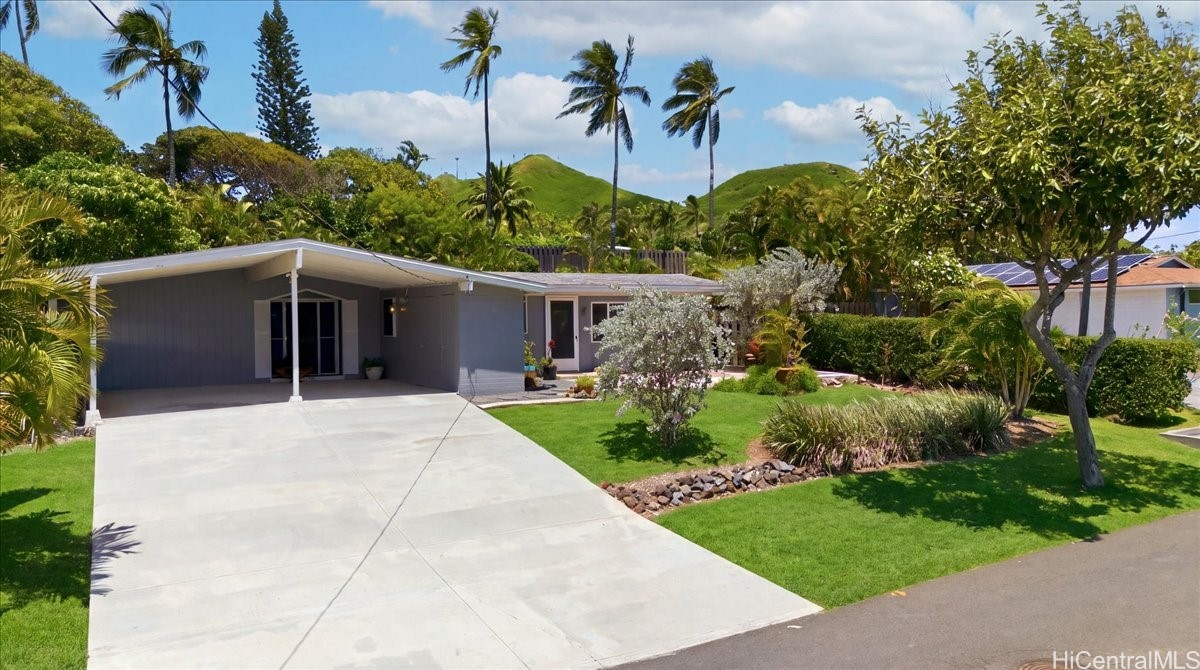 453 Iliaina Street Property Photo 22