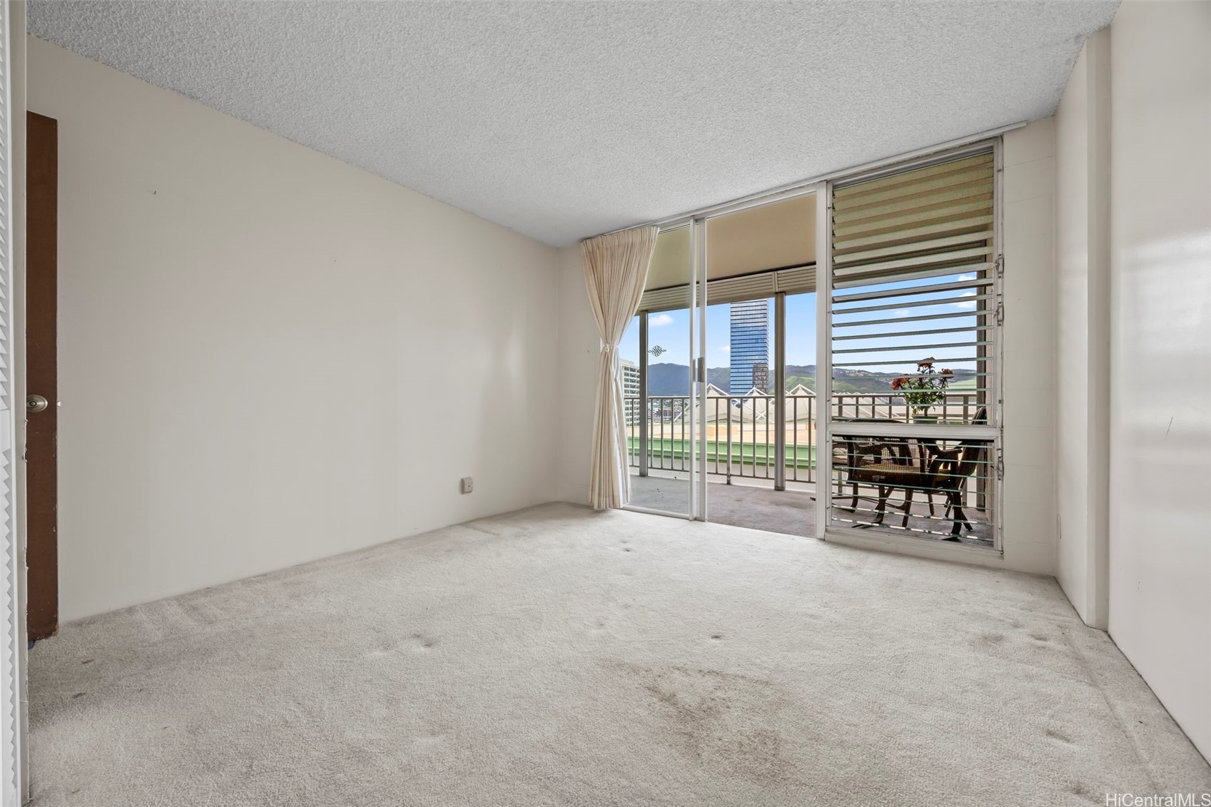475 Atkinson Drive 1203 Property Photo 17