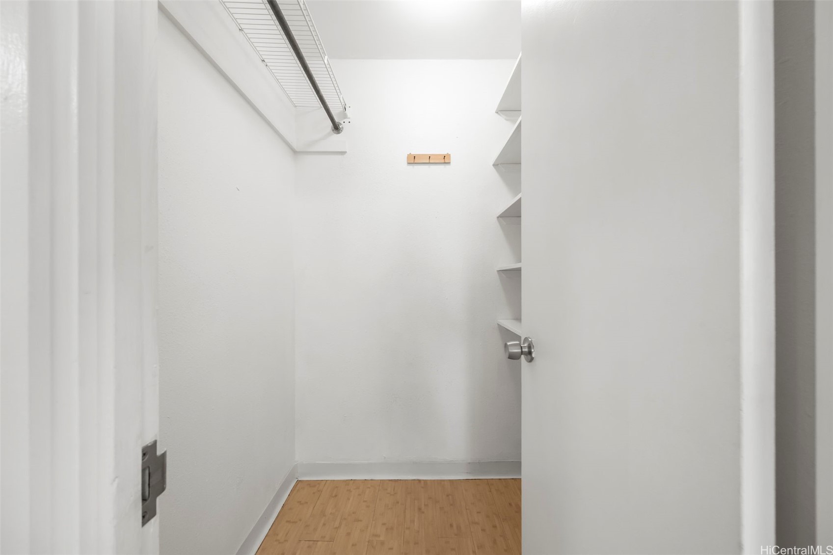 1617 Clark Street 302 Property Photo 12