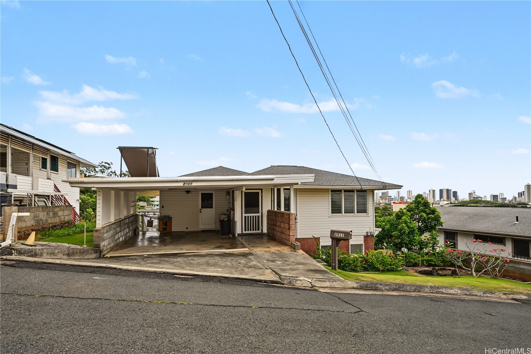 2911 Eugene Place Property Photo 2