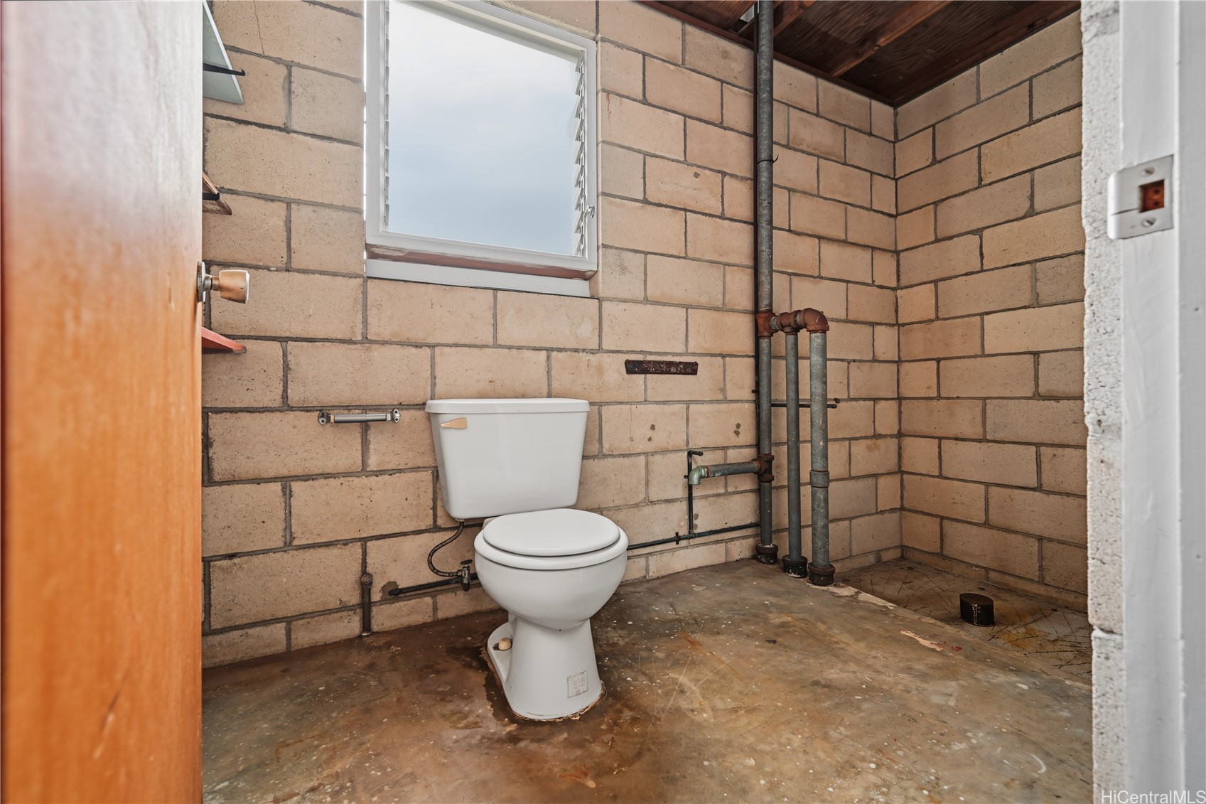 2911 Eugene Place Property Photo 20
