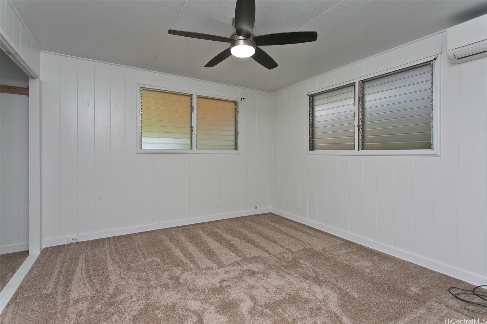 44-127 Mikiola Drive Property Photo 9
