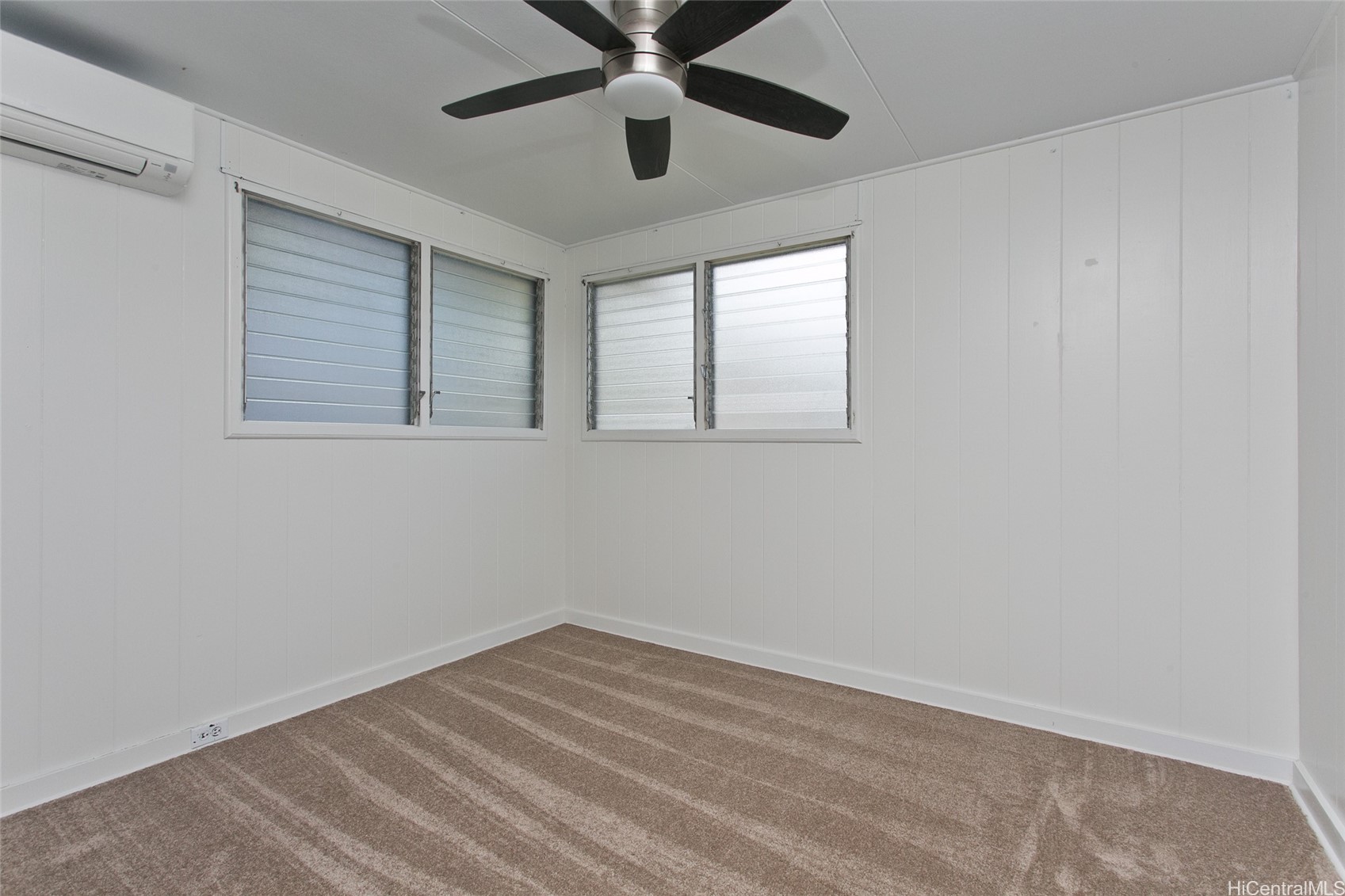 44-127 Mikiola Drive Property Photo 12