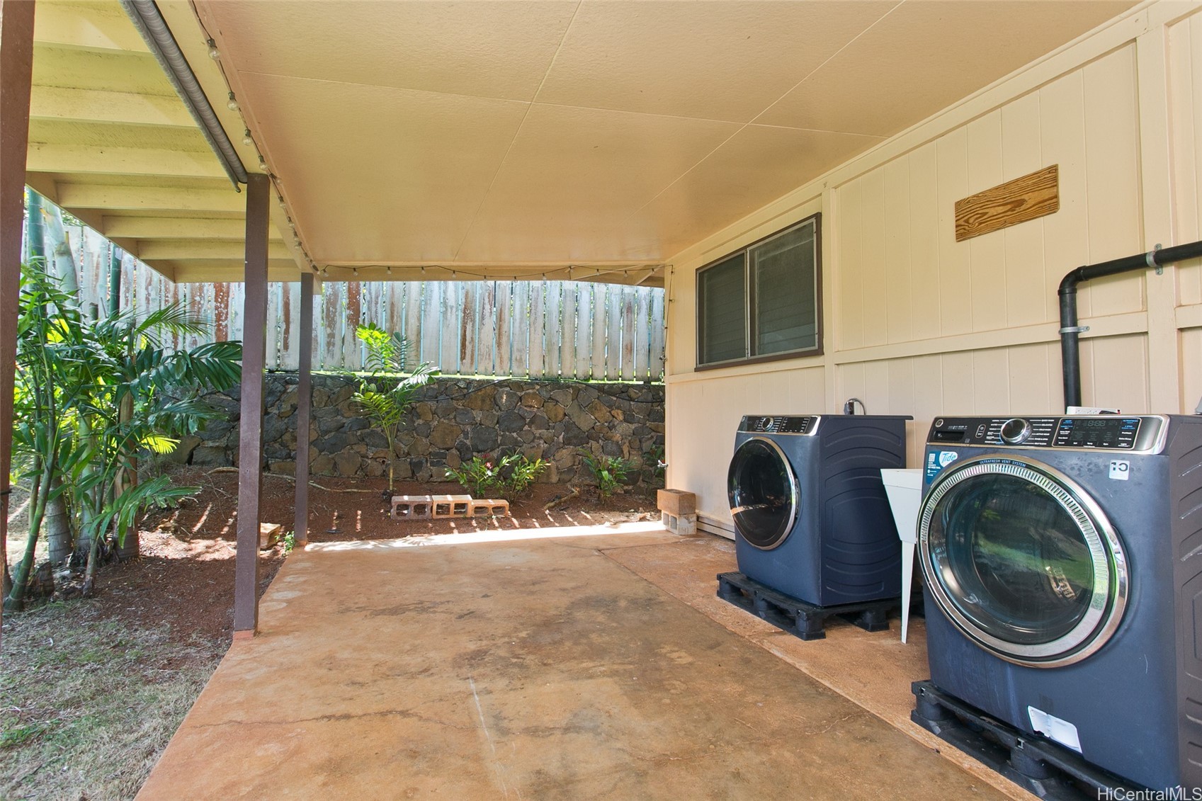 44-127 Mikiola Drive Property Photo 15