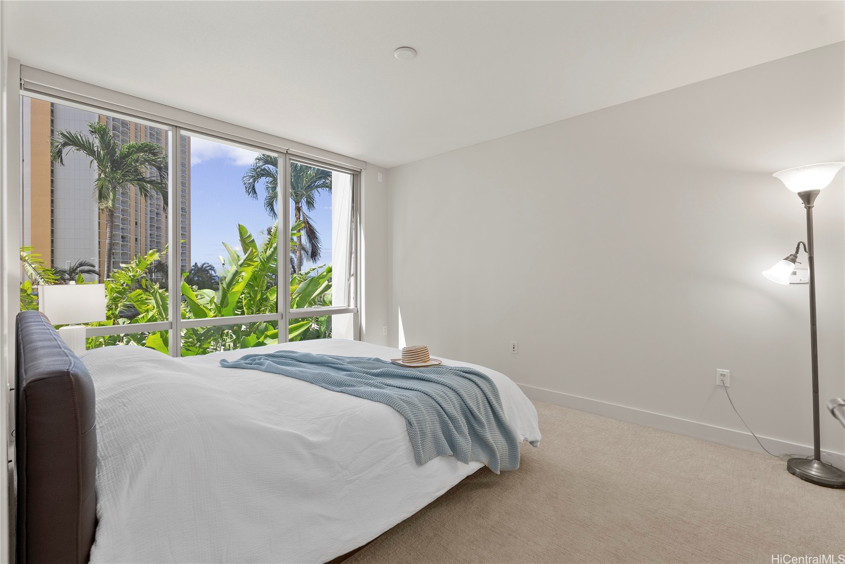 1189 Waimanu Street 704 Property Photo 7