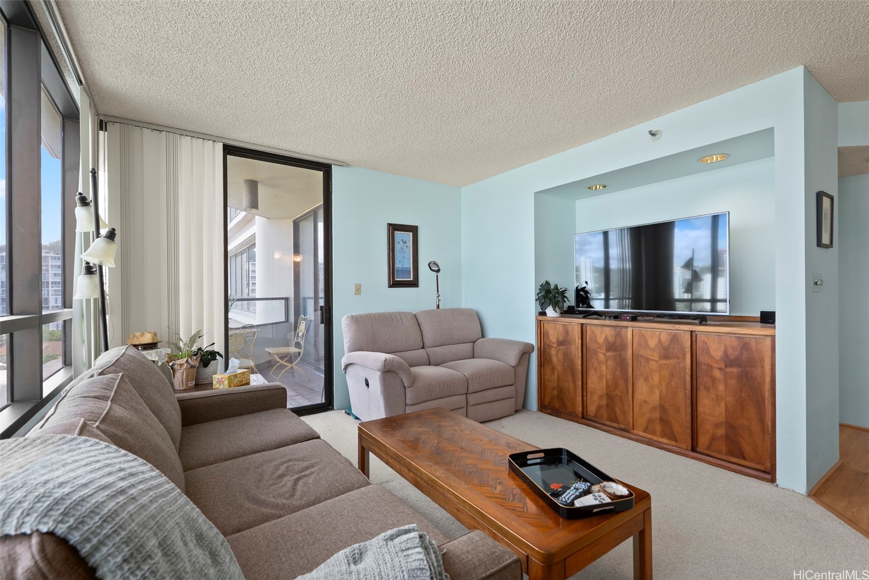 1525 Wilder Avenue 801 Property Photo 2