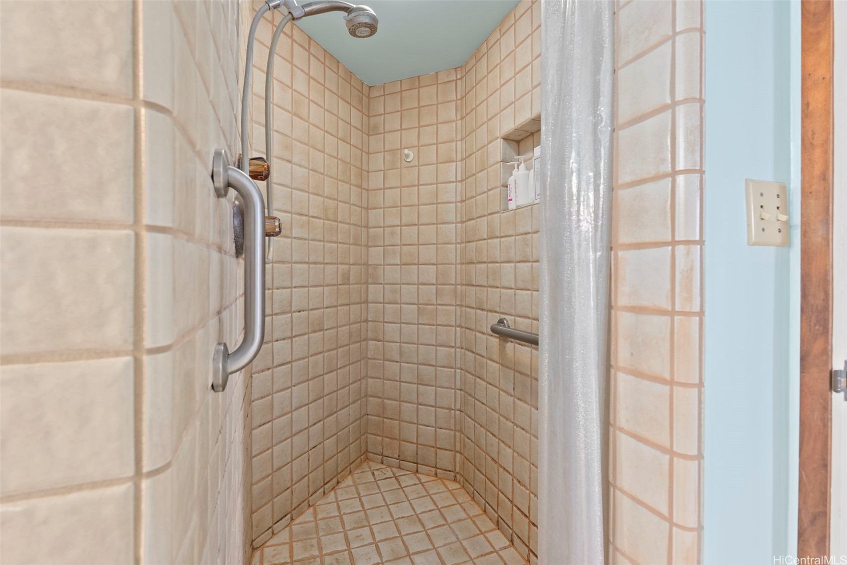 1525 Wilder Avenue 801 Property Photo 18