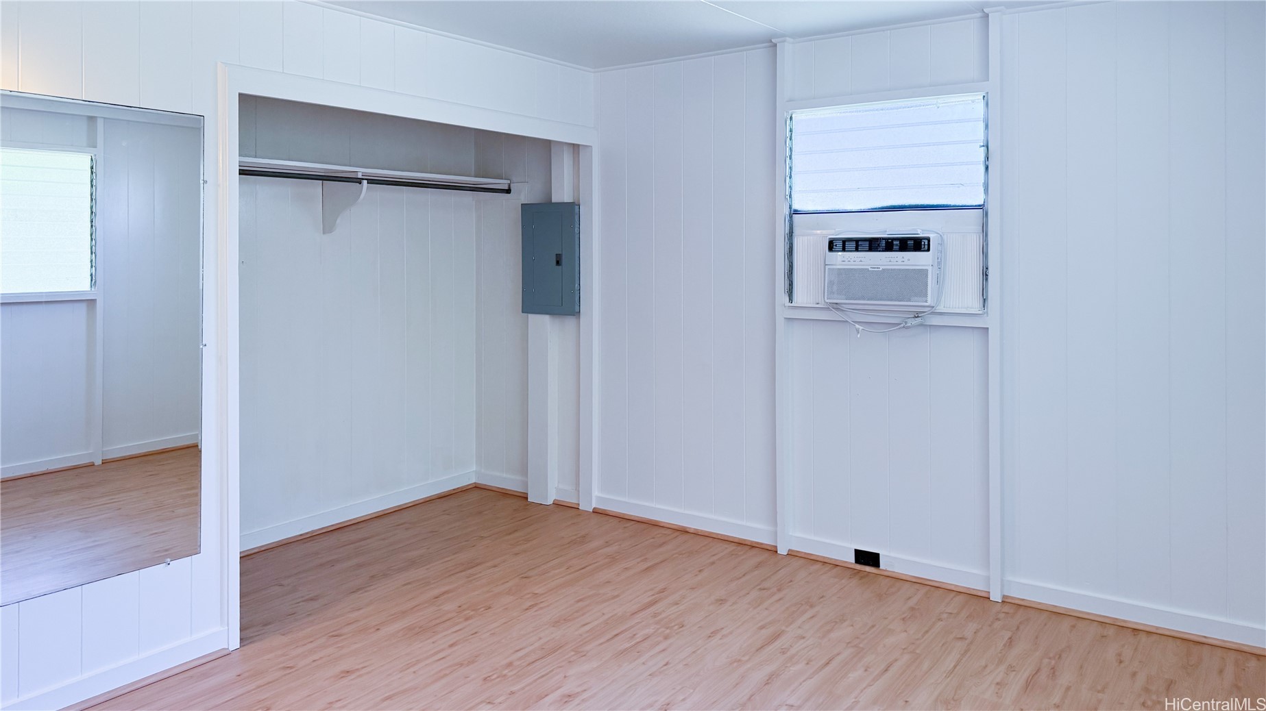 1654 Haku Street Property Photo 23