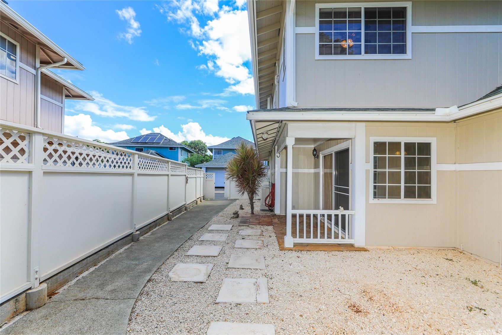91-1221 Aawa Drive Property Photo 4