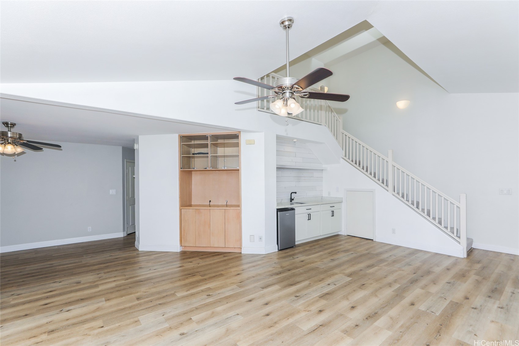 91-1221 Aawa Drive Property Photo 11
