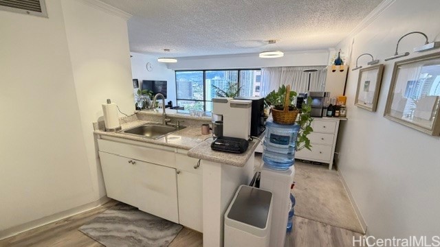 1088 Bishop Streets 2202 Property Photo 9