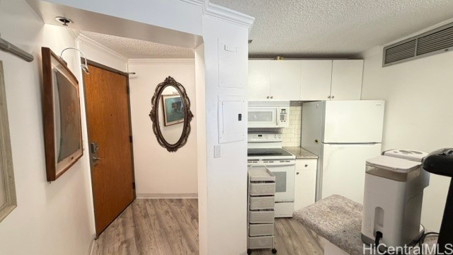 1088 Bishop Streets 2202 Property Photo 12
