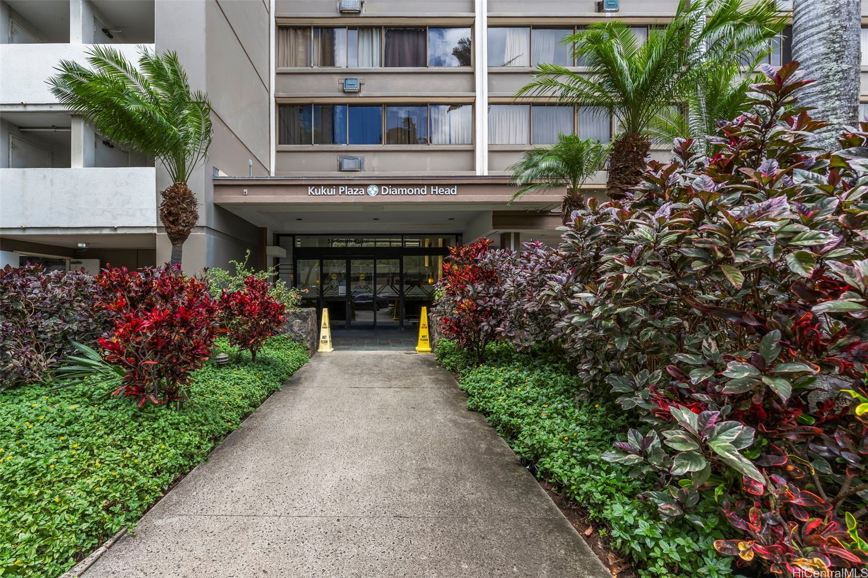 55 S Kukui Street D2613 Property Photo 2