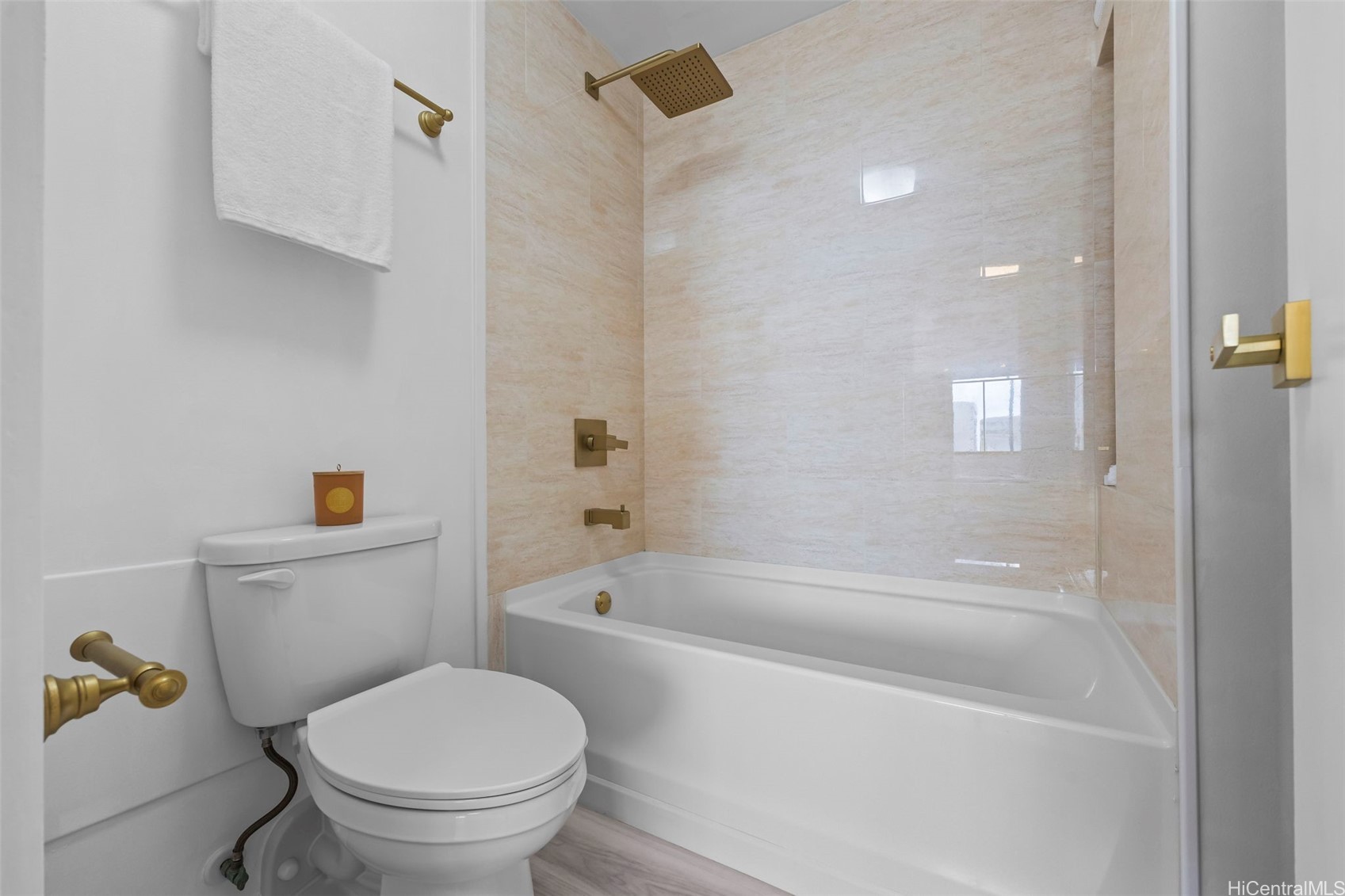 55 S Kukui Street D2613 Property Photo 13