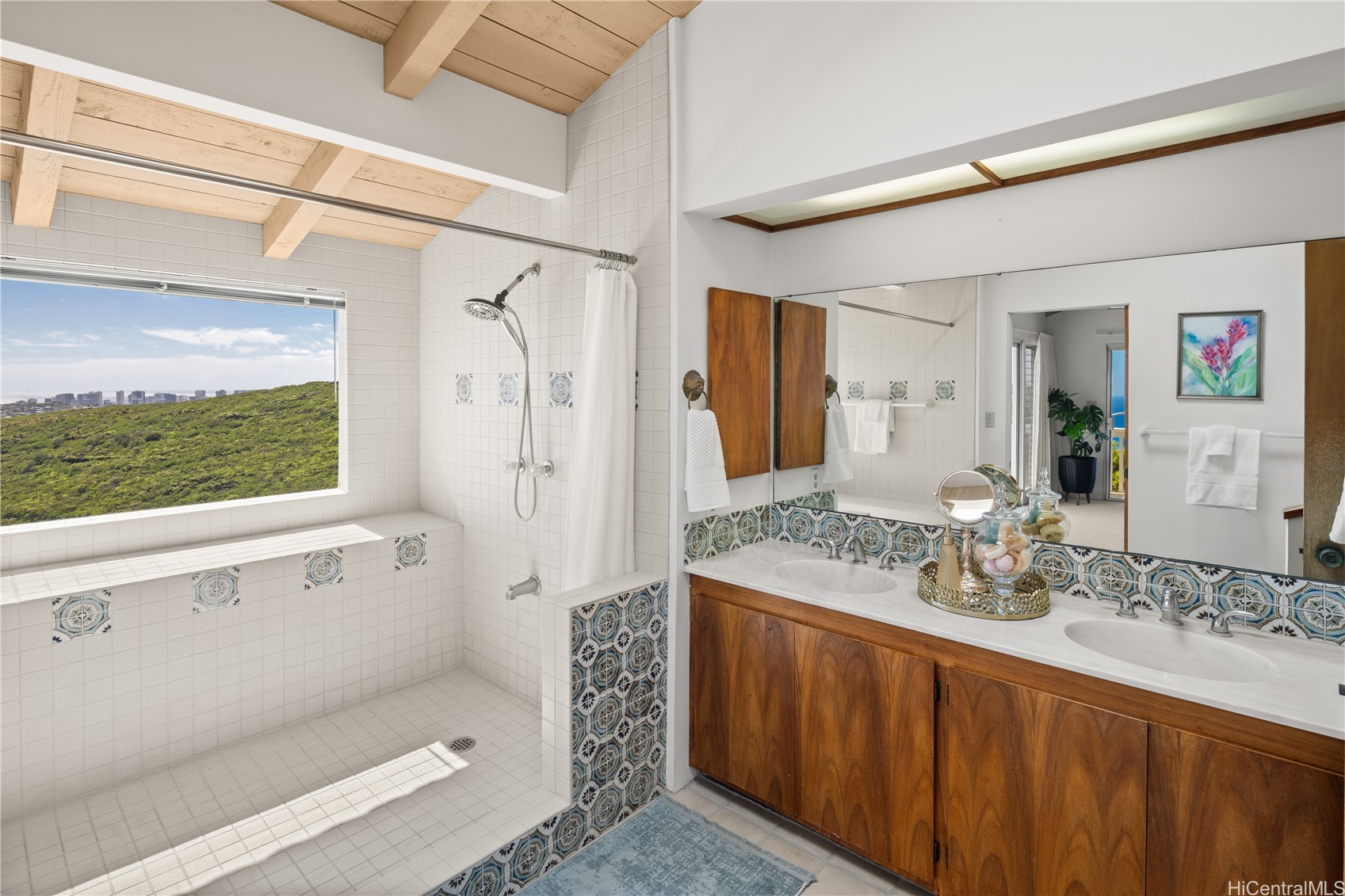 1728 Kumakani Loop Property Photo 11