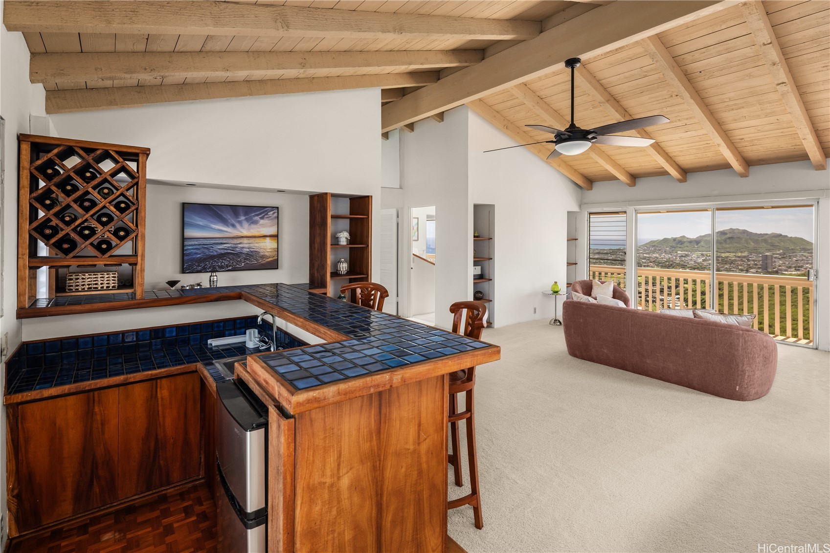 1728 Kumakani Loop Property Photo 14