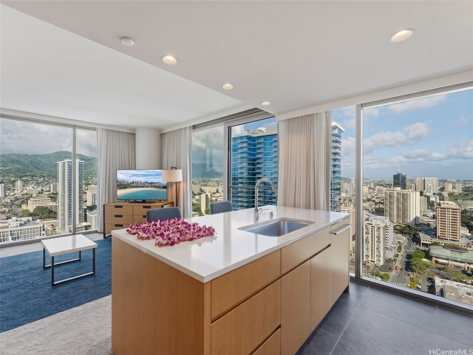 1390 Kapiolani Boulevard 3313 Property Photo 1
