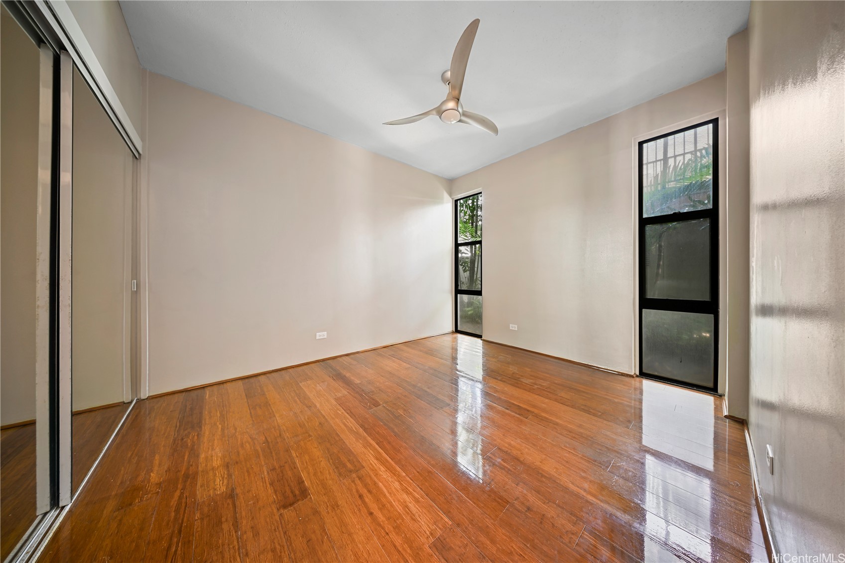 1030 Aoloa Place 5105b Property Photo 11