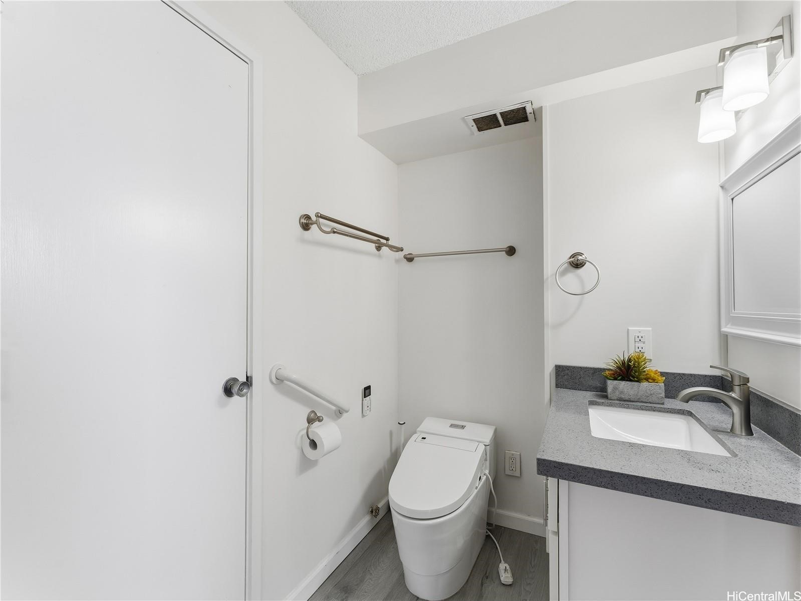 1676 Ala Moana Boulevard 508 Property Photo 7