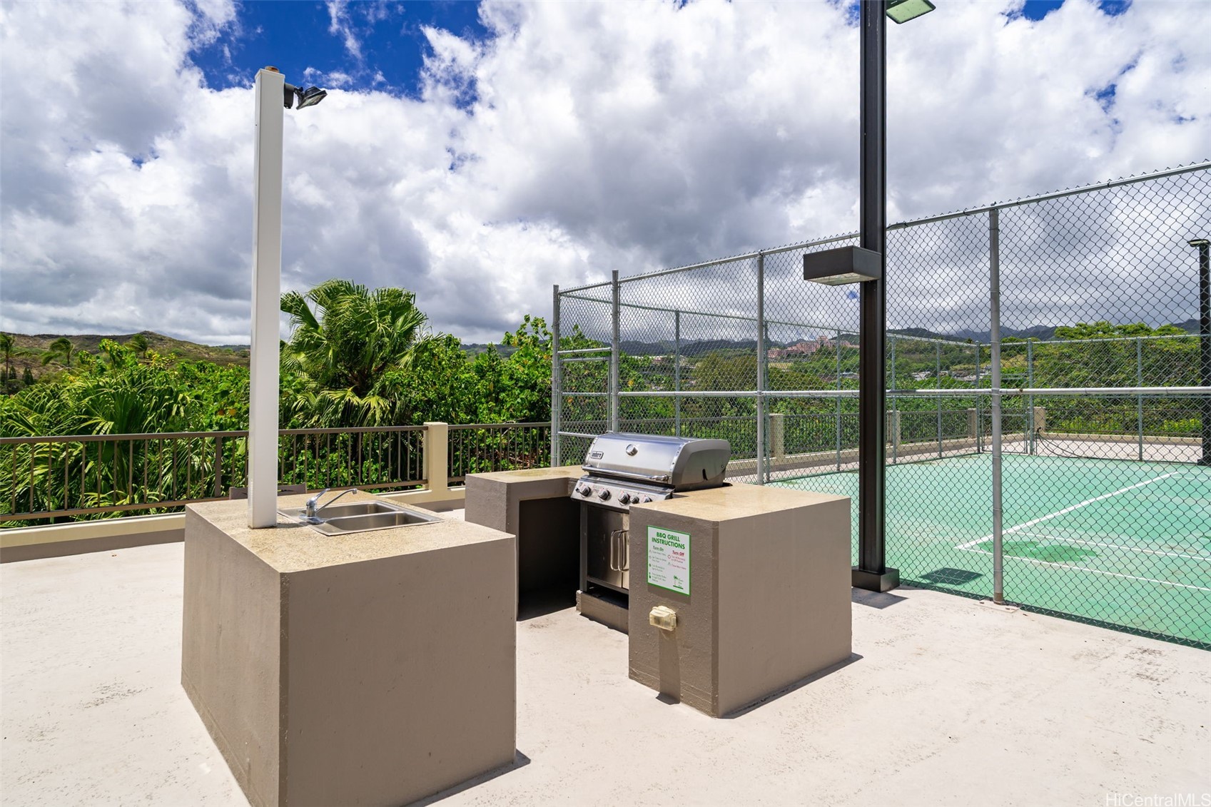 3050 Ala Poha Place 5e Property Photo 4